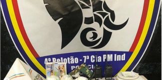 Polícia Militar apreende moto clonada e grande quantidade de drogas