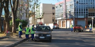 Para conter Covid-19, Mateus Leme fecha comércio aos finais de semana