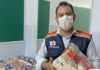 Entrega de kits de merenda escolar vira oportunidade de promoção pessoal