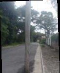 Poste no meio da rua representa risco para motoristas no Satélite