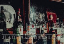 Exame preliminar não detecta metanol em mulher internada após suspeita de bebida adulterada em BH