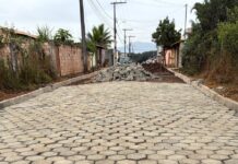Rua Correia Costa recebe pavimentação com bloquetes no bairro Cidade Satélite